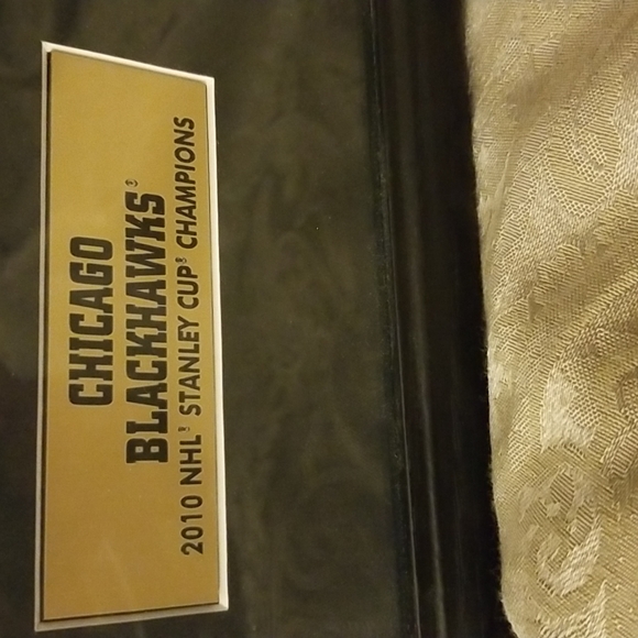 COLLECTOR 2010 Stanley Cup CHICAGO BLACKHAWKS  Championship Memorabilia! - Picture 3 of 6